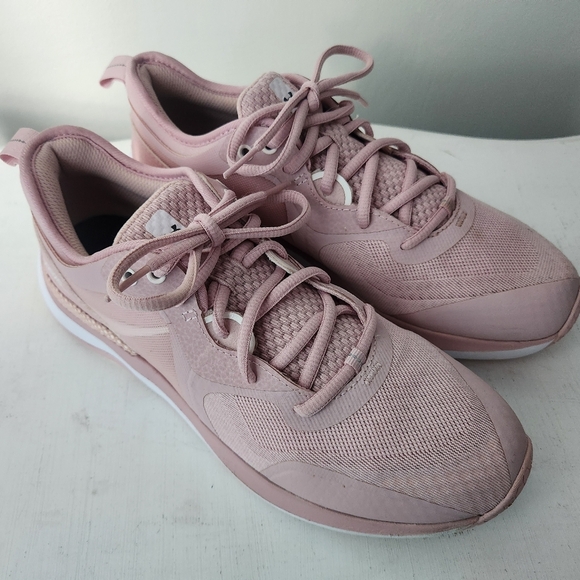 Under Armor HOVR Women's Shors - Blush Pink - Size 9.5 Excellent Cond - Picture 1 of 10